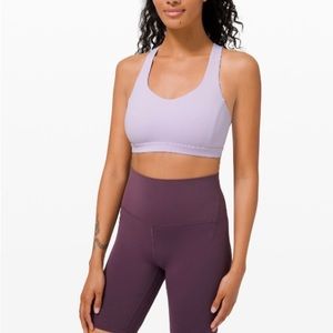Lululemon free to be serene bra, lavender dew, size 6.
